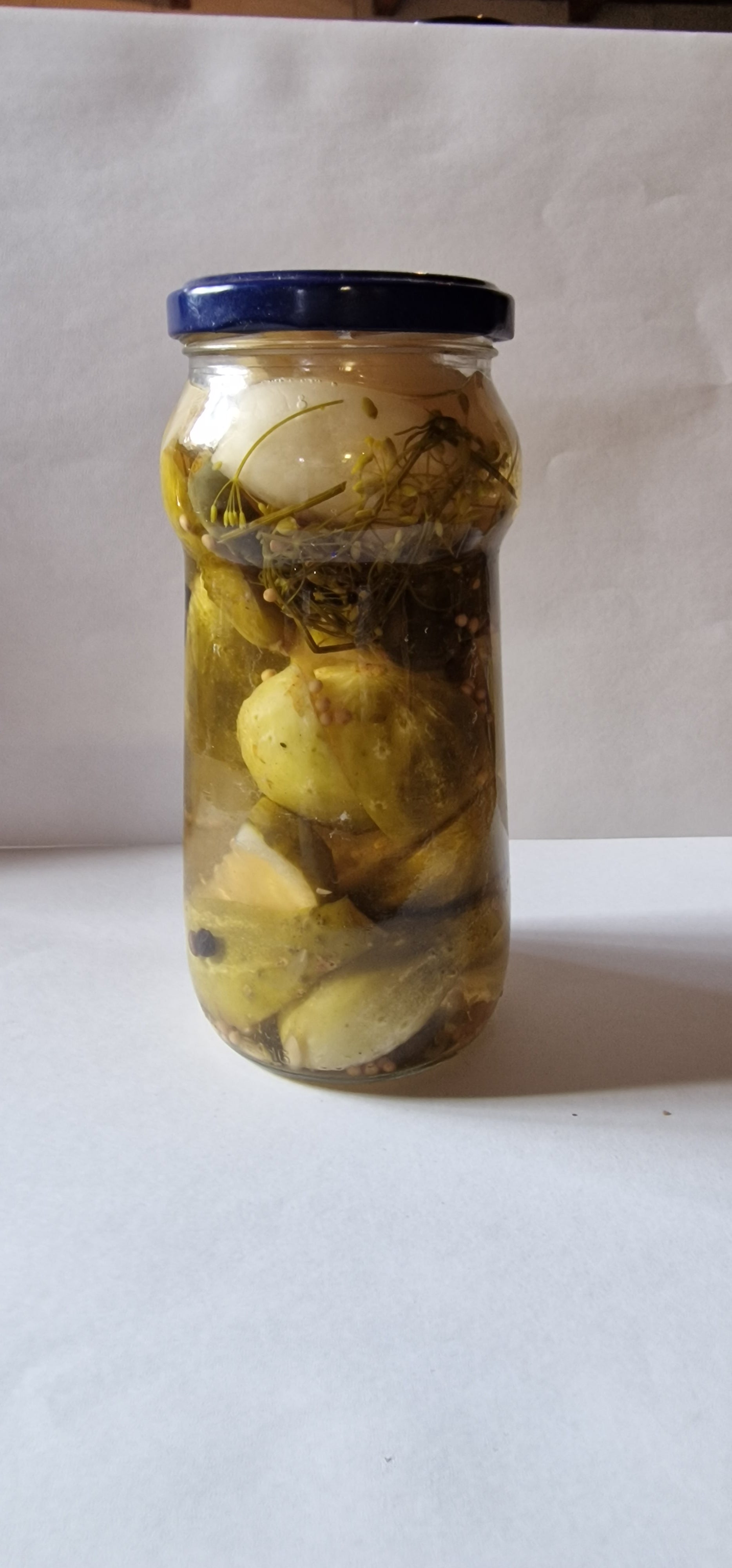 Eingelegte Gewürzgurken